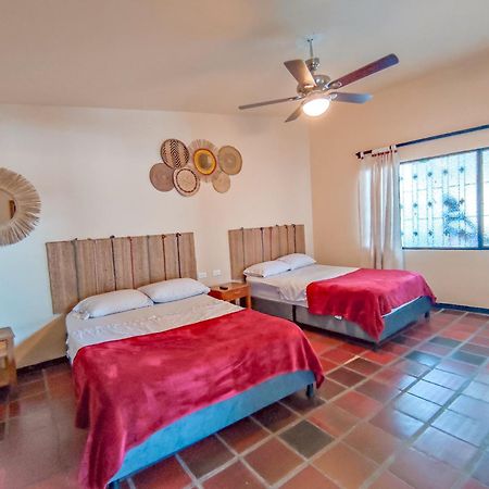 La Rosa Nautica Hostel Guaduas Ngoại thất bức ảnh