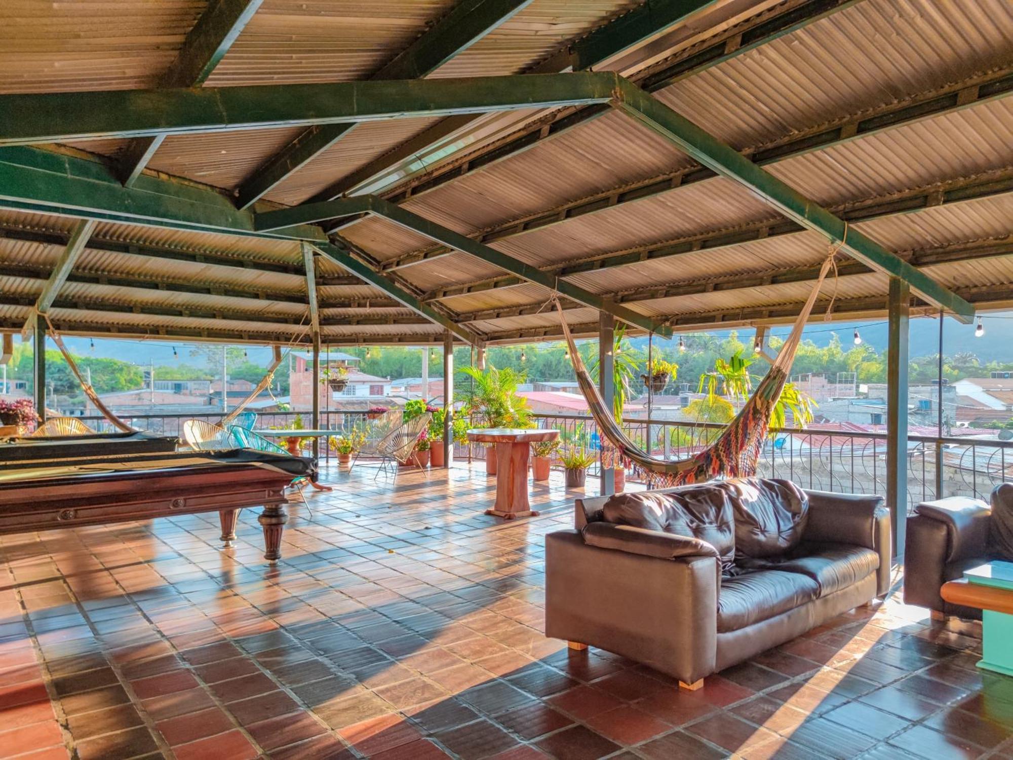 La Rosa Nautica Hostel Guaduas Ngoại thất bức ảnh