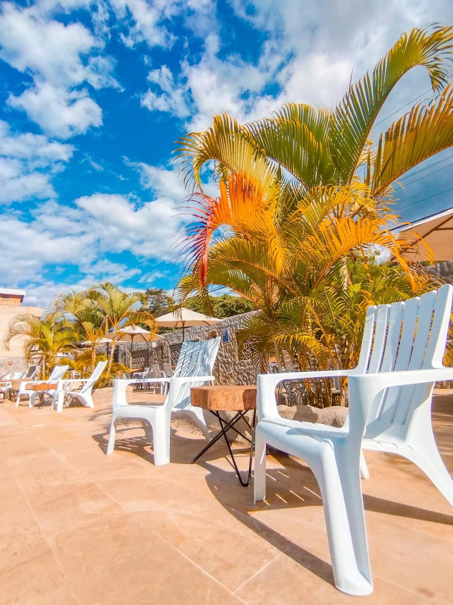 La Rosa Nautica Hostel Guaduas Ngoại thất bức ảnh