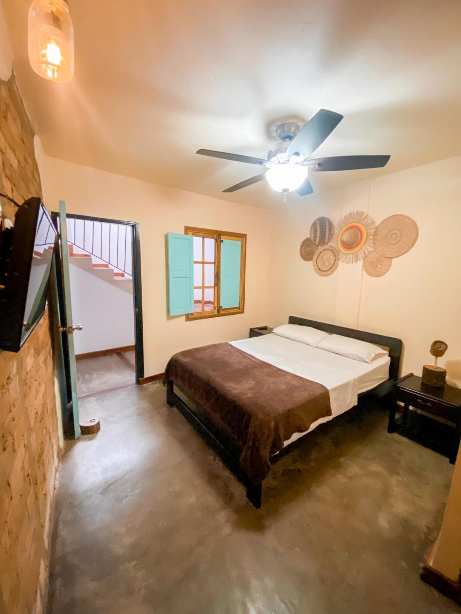La Rosa Nautica Hostel Guaduas Ngoại thất bức ảnh