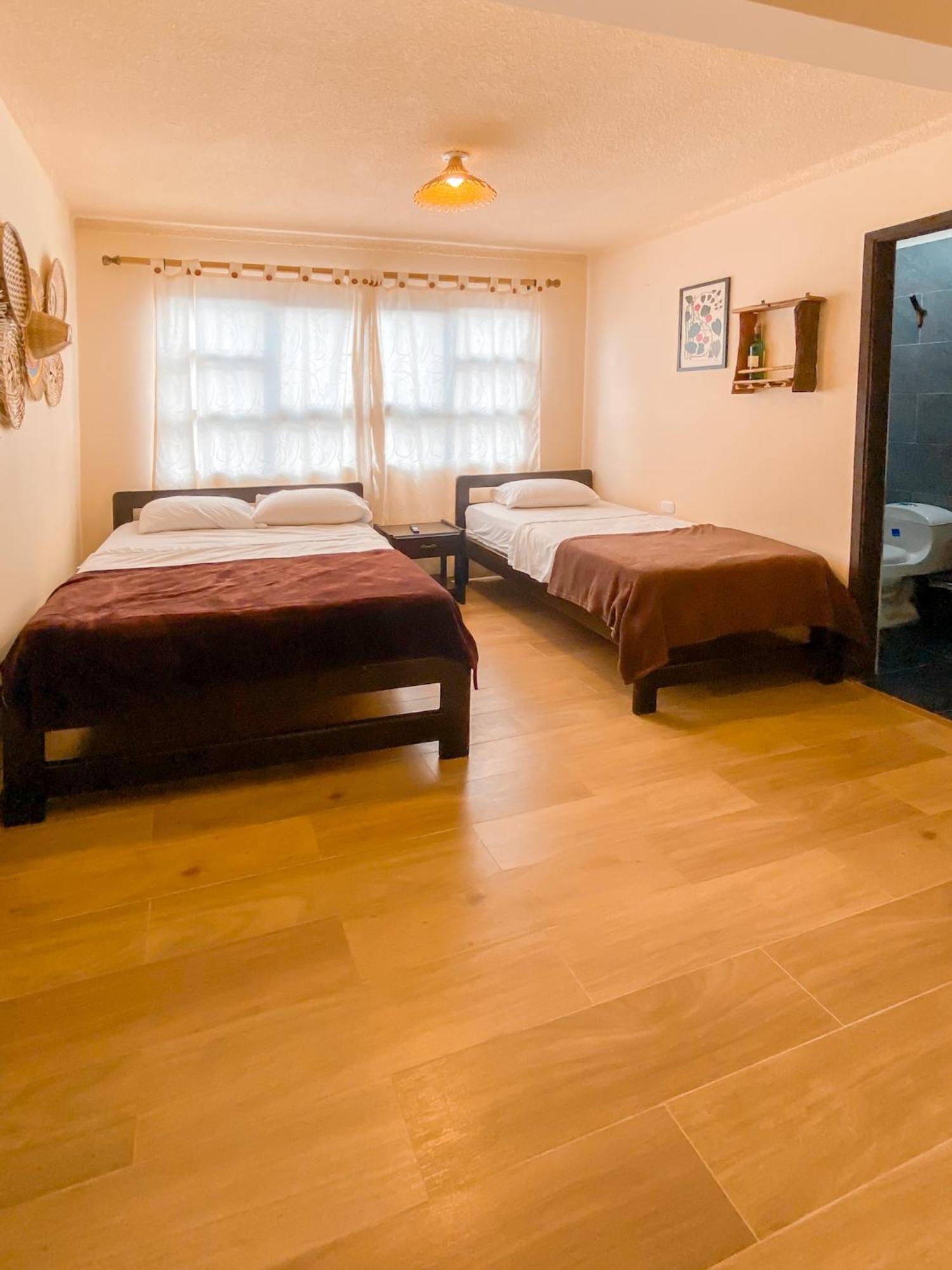 La Rosa Nautica Hostel Guaduas Phòng bức ảnh