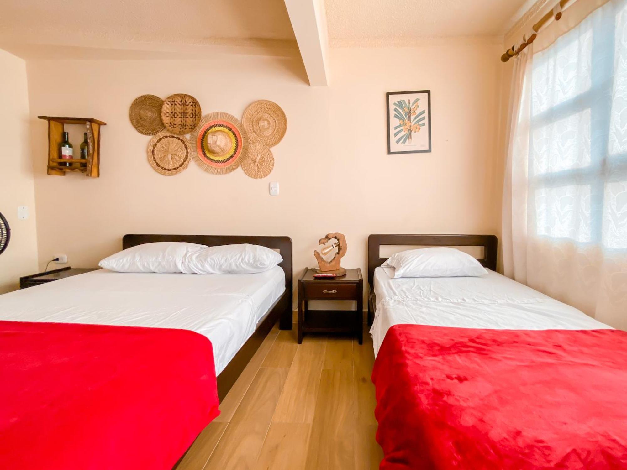 La Rosa Nautica Hostel Guaduas Ngoại thất bức ảnh