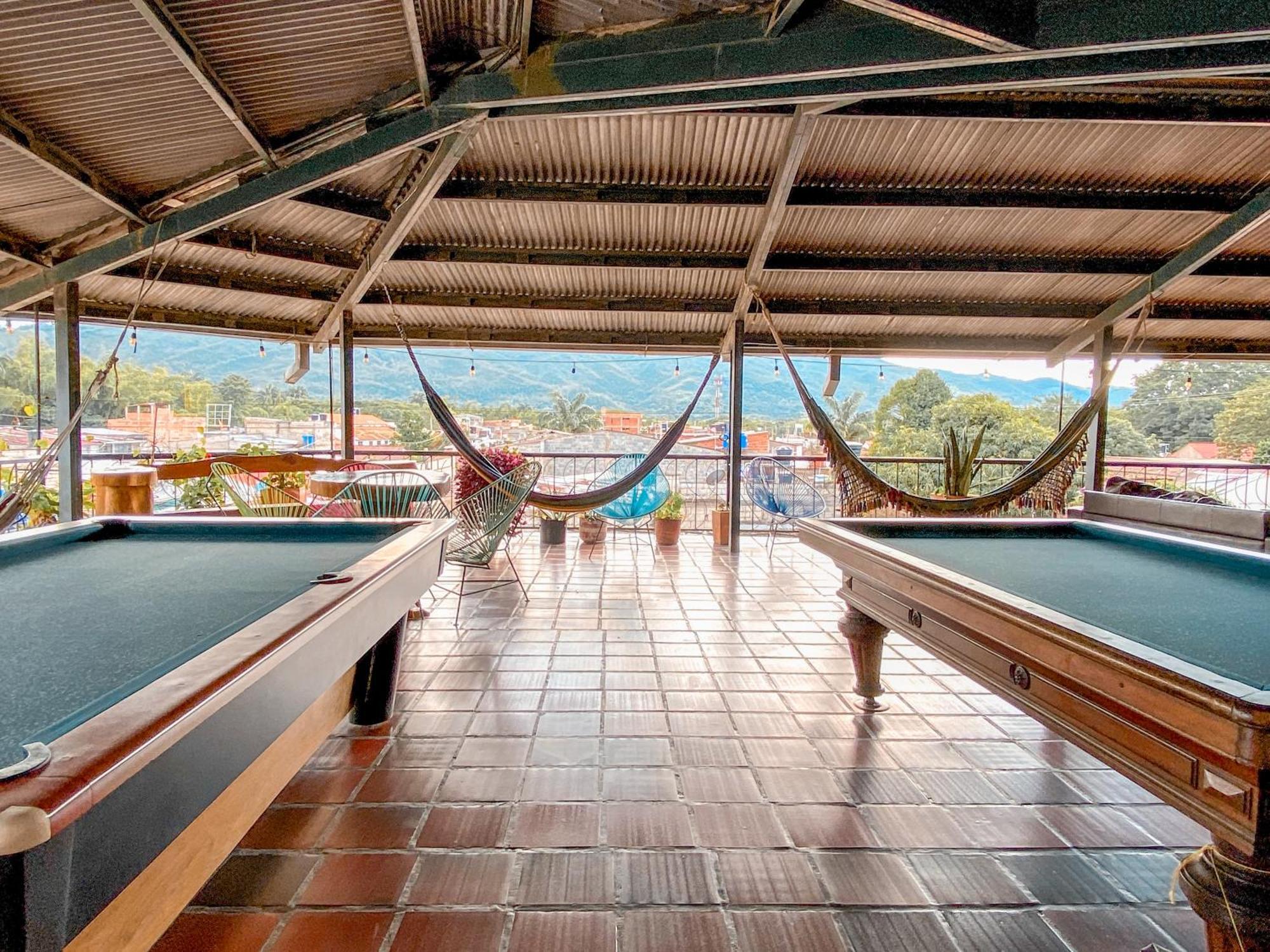La Rosa Nautica Hostel Guaduas Ngoại thất bức ảnh