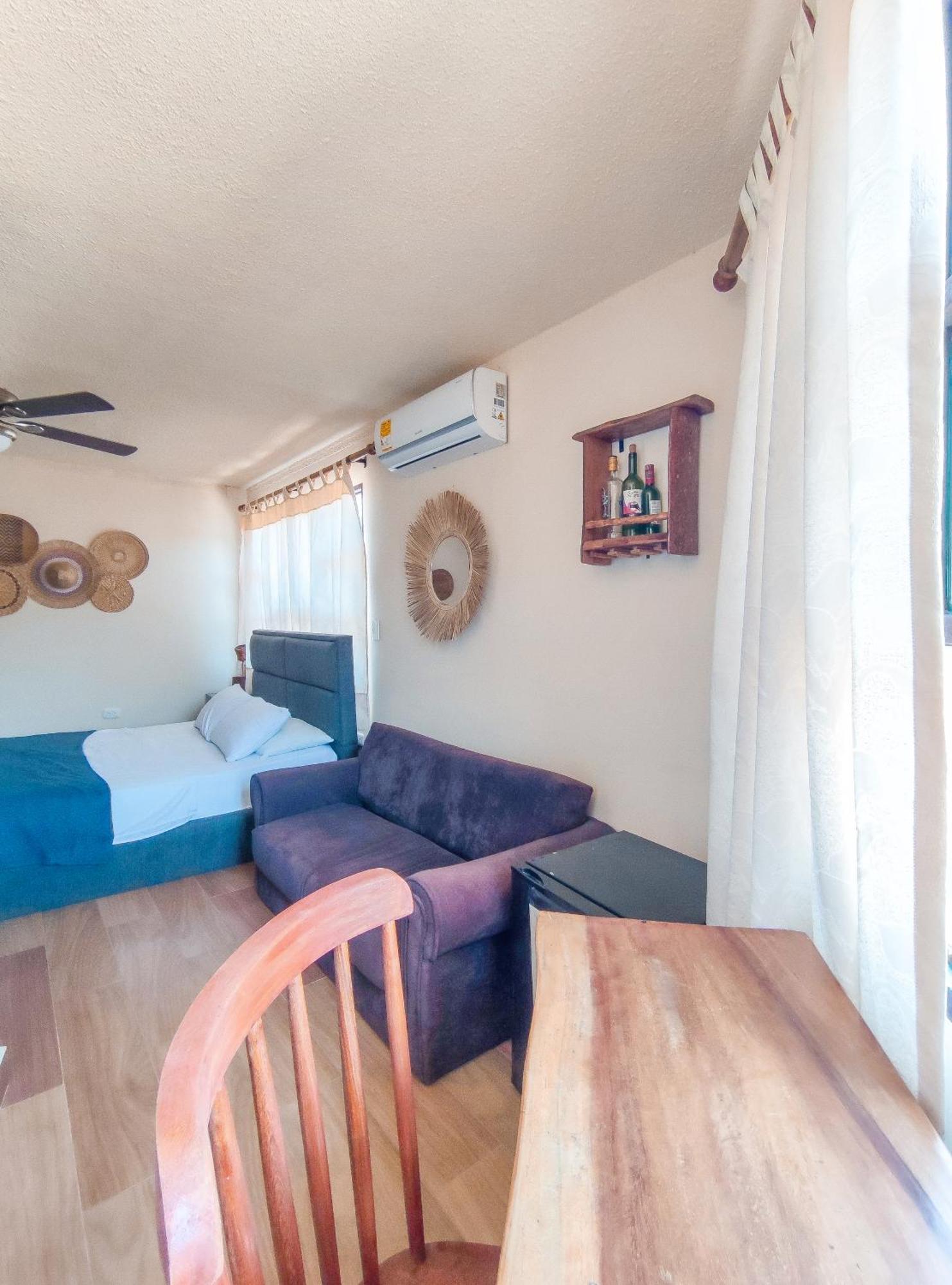 La Rosa Nautica Hostel Guaduas Ngoại thất bức ảnh