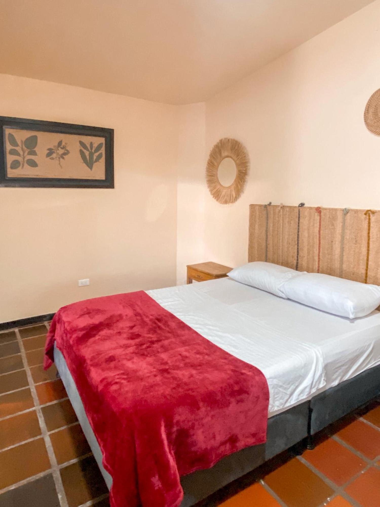 La Rosa Nautica Hostel Guaduas Phòng bức ảnh